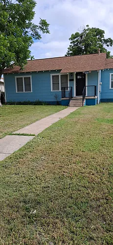127 Motel Dr Photo 1