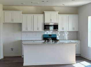 425 Parkway Gardens Ln, Tuscaloosa, AL 35405