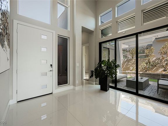 3rd image of 10837 White Clay Dr