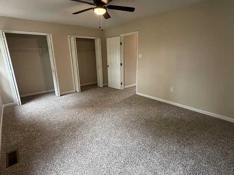 218 Tudor Dr — Photo 31