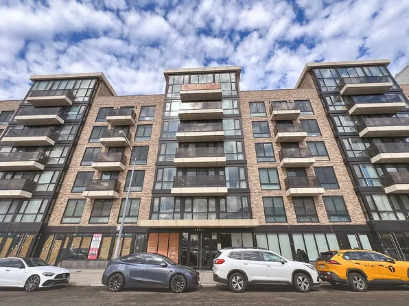 13111 Fowler Ave #7G, Flushing, NY 11355