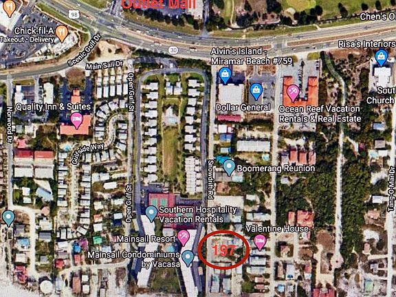 Walking distance to the Outlet Mall, Cvs, Chic-Fila, Starbucks and Dollar General.