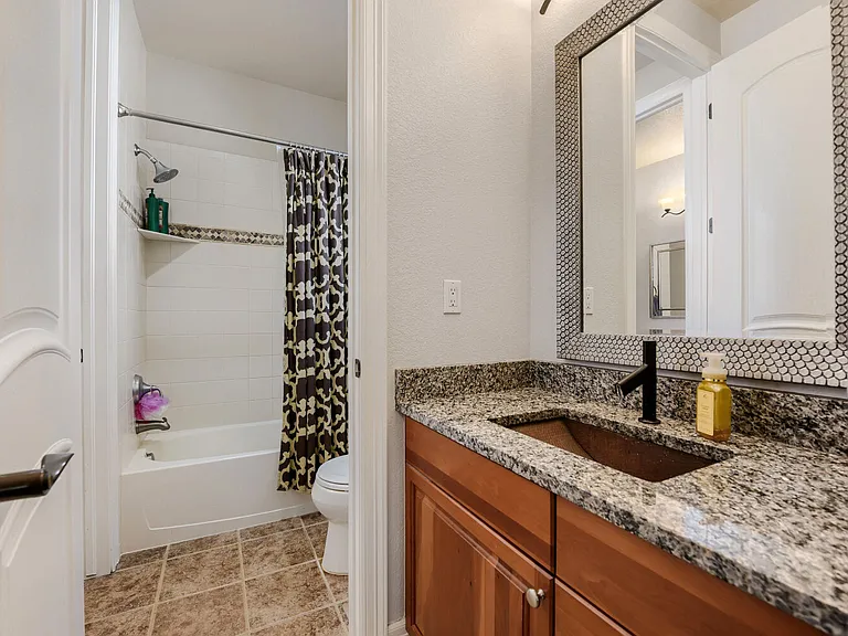 9889 Sunset Hill Cir — Photo 17