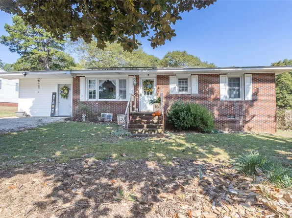 14 Dianne Ave, Pelzer, SC 29669