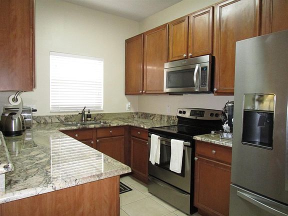 3rd image of 1231 Long Oak Way