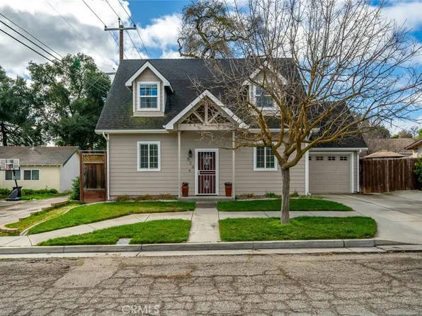 526 7th St, Paso Robles, CA 93446
