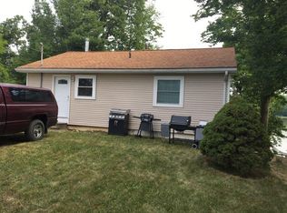 14064 Lakeshore Dr, Hudson, MI 49247