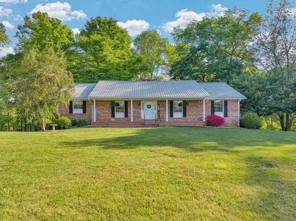 1992 Locke Bend Rd, McMinnville, TN 37110