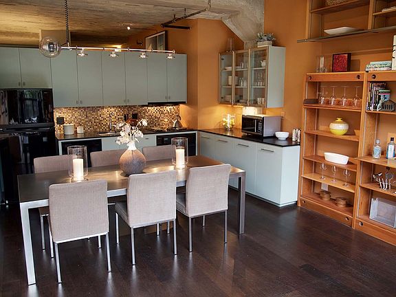 5th image of 601 4th St Unit 112