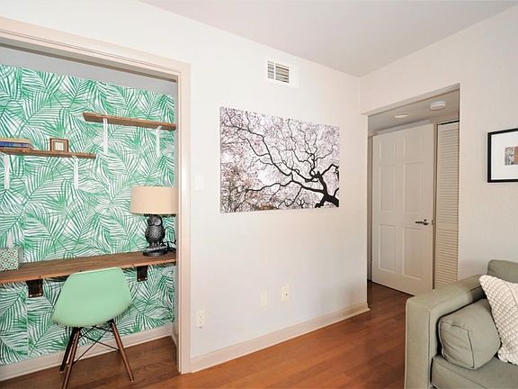 2nd image of 1355 Euclid Ave NE APT 2A