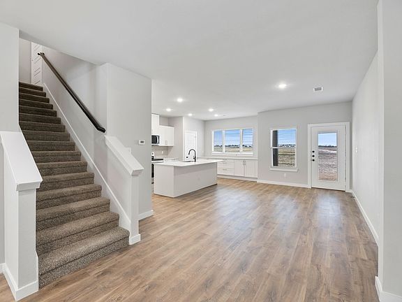 5th image of 4407 Clovis Ct