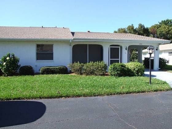 2nd image of 2004 Heathfield Cir