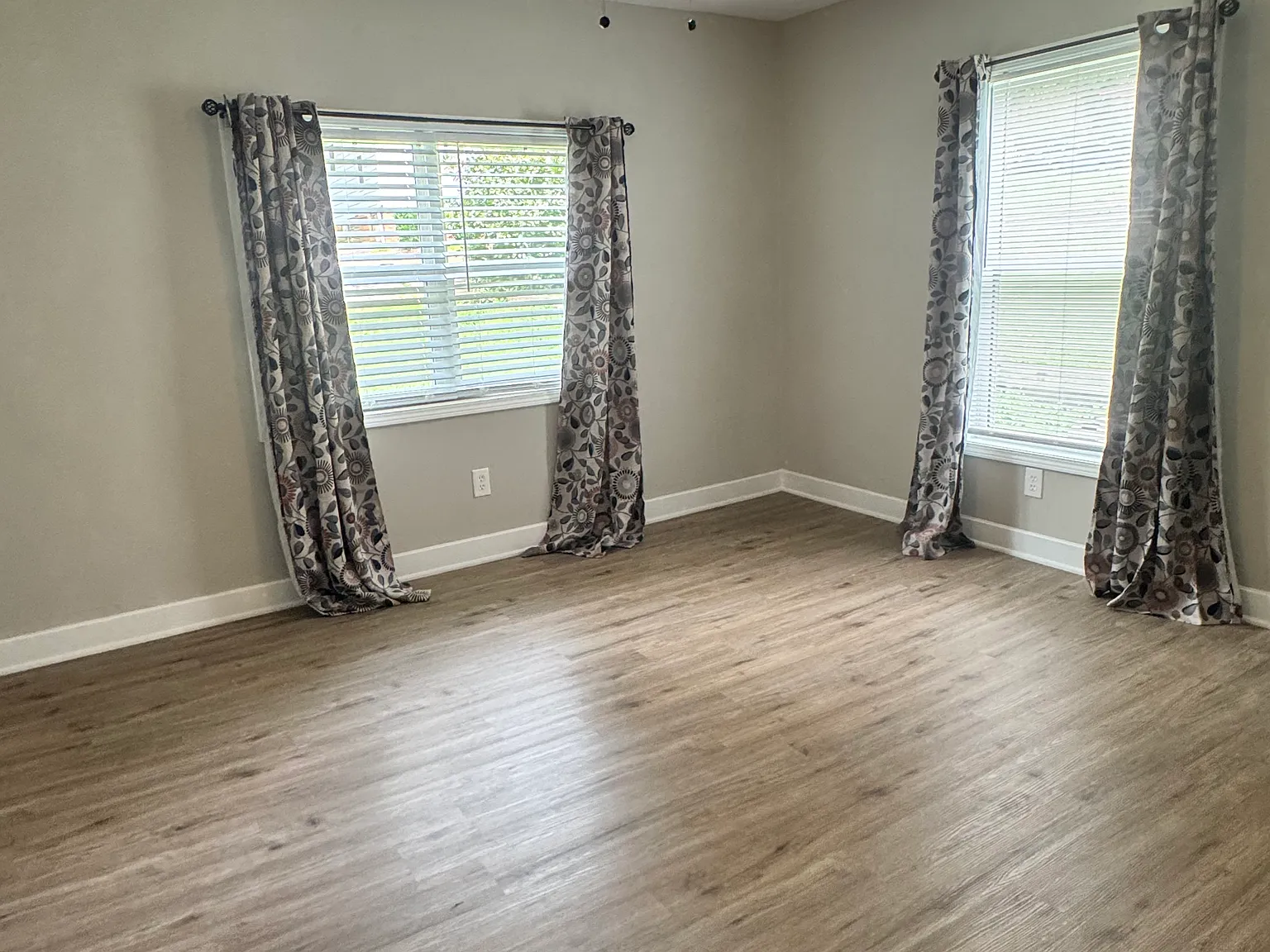 2 bed, 1709 sqft, $1,850 — Photo 4