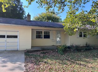 717 Fairview Ave, Kalamazoo, MI 49008