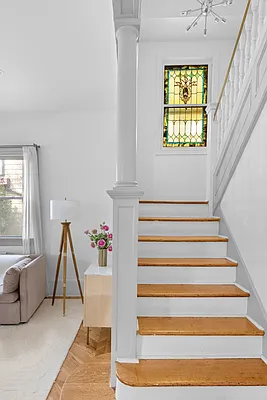 Sold by Compass | media 5