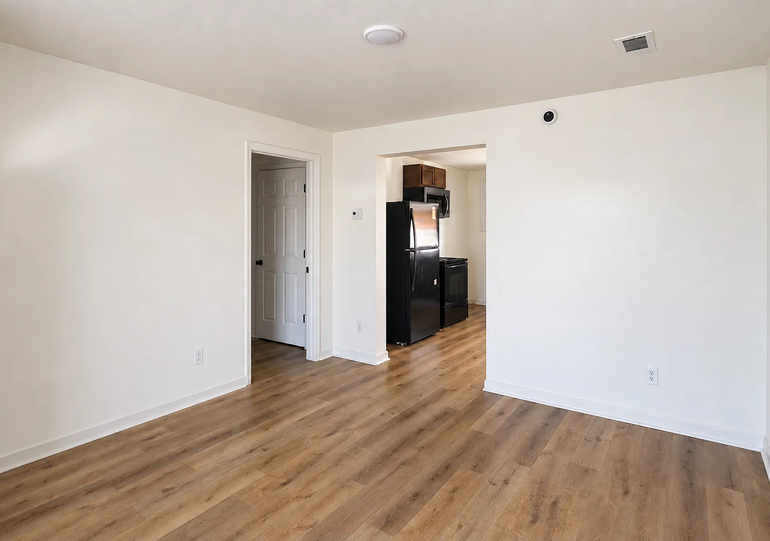 1-Bedroom Home in Downtown Crossville | Pet Friendly — Photo 3