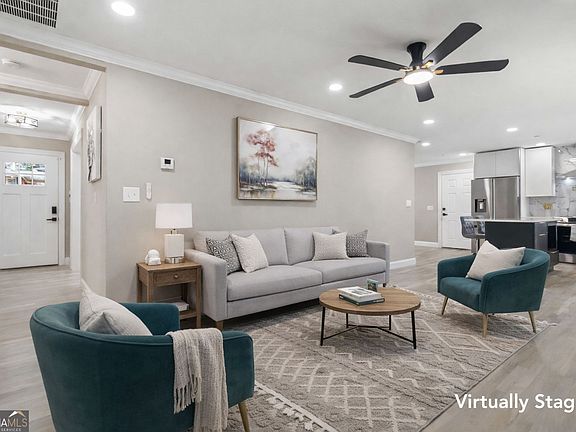 4th image of 2927 Ponderosa Cir