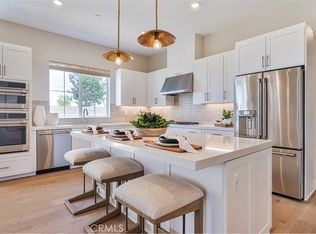 27449 Shining Willow Ln, Valencia, CA 91381