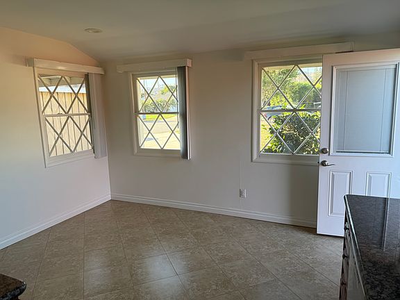 4th image of 4034 Bermuda Ct
