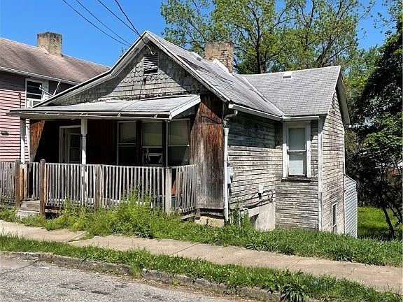 2nd image of 23 Gibson Ave