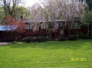5009 Logan Arms Dr, Youngstown, OH