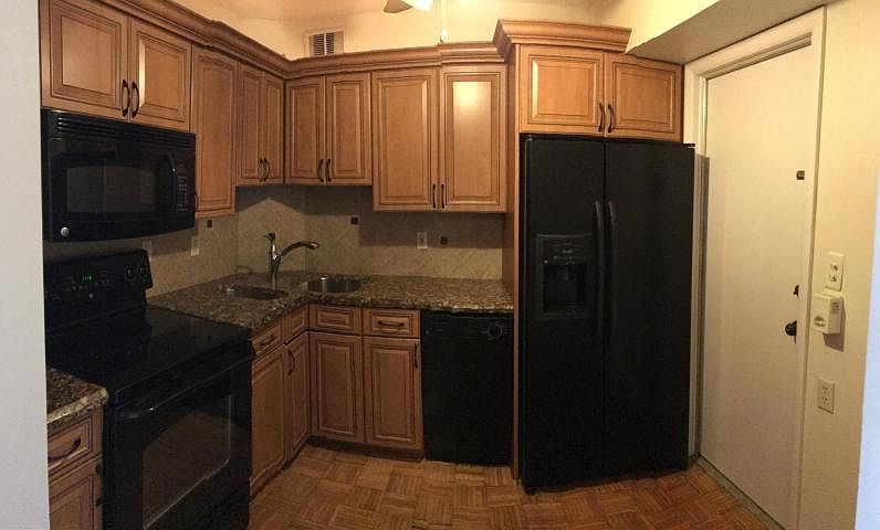 1st image of 639 W Oakland Park Blvd APT 102D