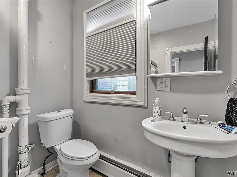 370 Bryant St #2 — Photo 11