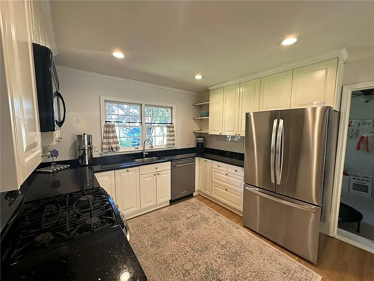2497 Thompson Rd — Photo 8