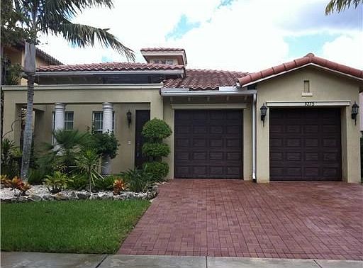 2nd image of 8255 NW 105th Ln