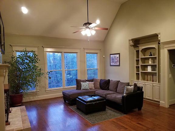 Family room / Den