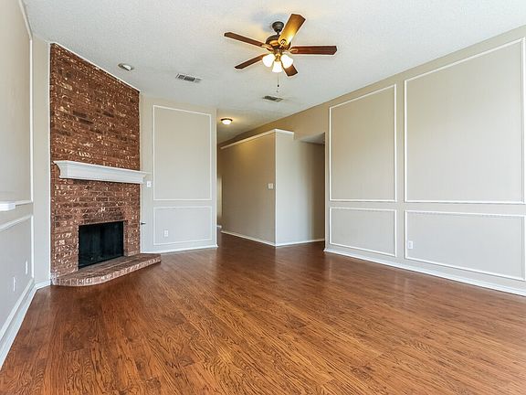 3rd image of 7728 Blossom Dr