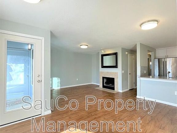 4th image of 6044 SE Drake St Unit 103-1
