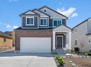 8211 W Diamond Peak Way, Magna, UT 84044