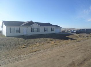 12218 Buffalo Hills Dr, Watford City, ND 58854