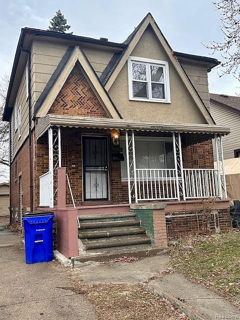 1st image of 15853 Marlowe St