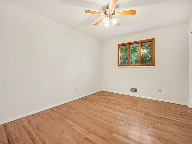 6630 S Washington St — Photo 13