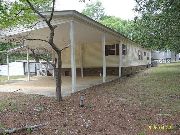 3rd image of 1727 Arrowhead Dr