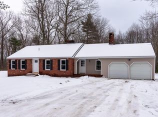 270 Reservoir St, Holden, MA 01520