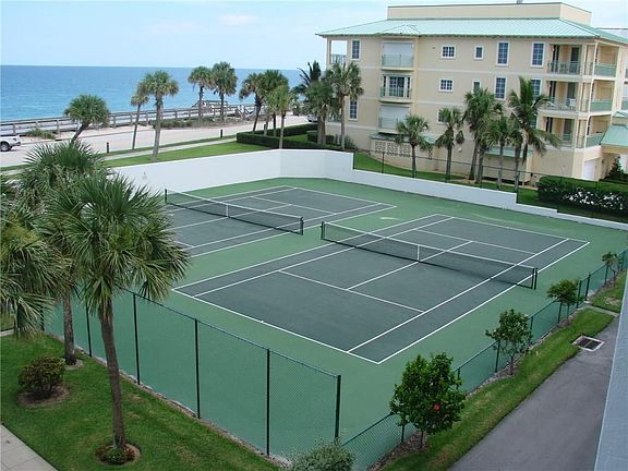 5th image of 4141 Ocean Dr APT 406