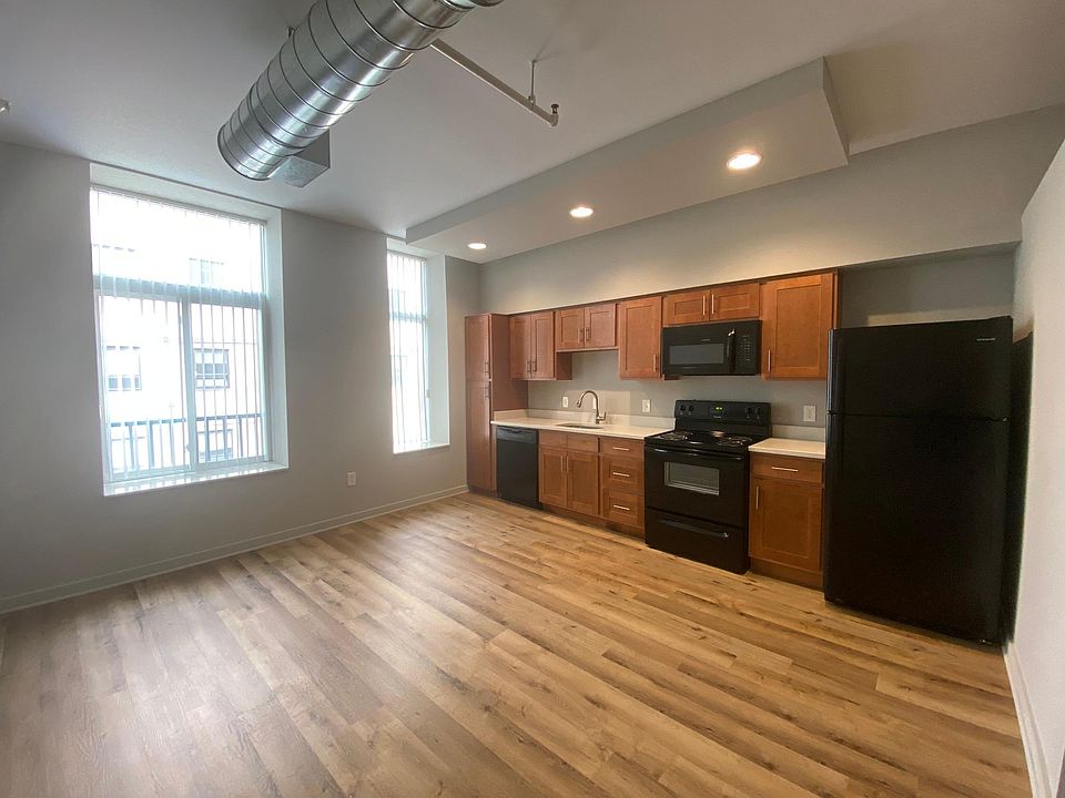 1st image of 2828 Euclid Ave #Df03b1a19