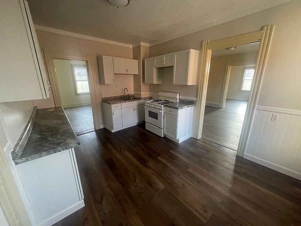 1st image of 3120-3124 W Superior Ave #1