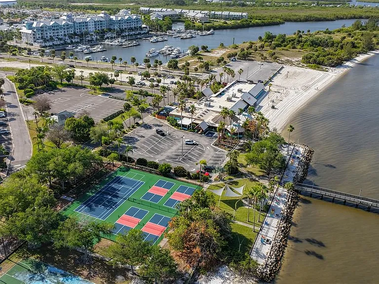 812 Bahia Del Sol Dr #A — Photo 33