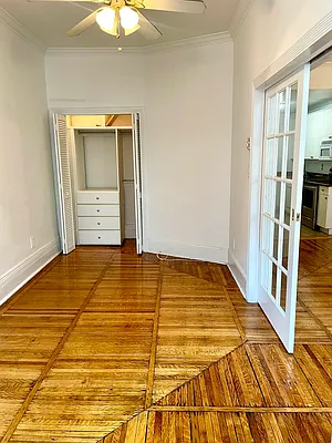 Rented by City Connections Realty | media 27