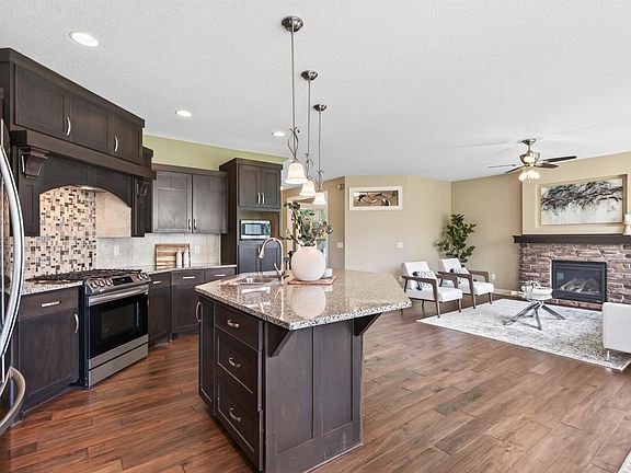 5th image of 11610 Saint Andrews Cir