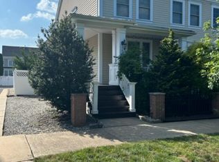145 Heritage St, Robbinsville, NJ 08691