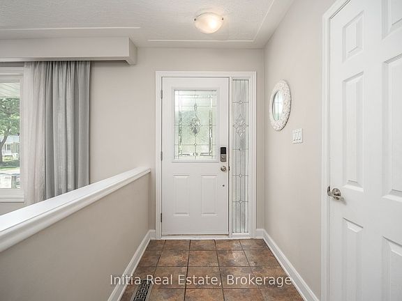 3rd image of 53 Burrows Ave