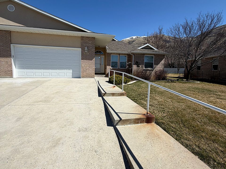 1st image of 2325 S 525 W