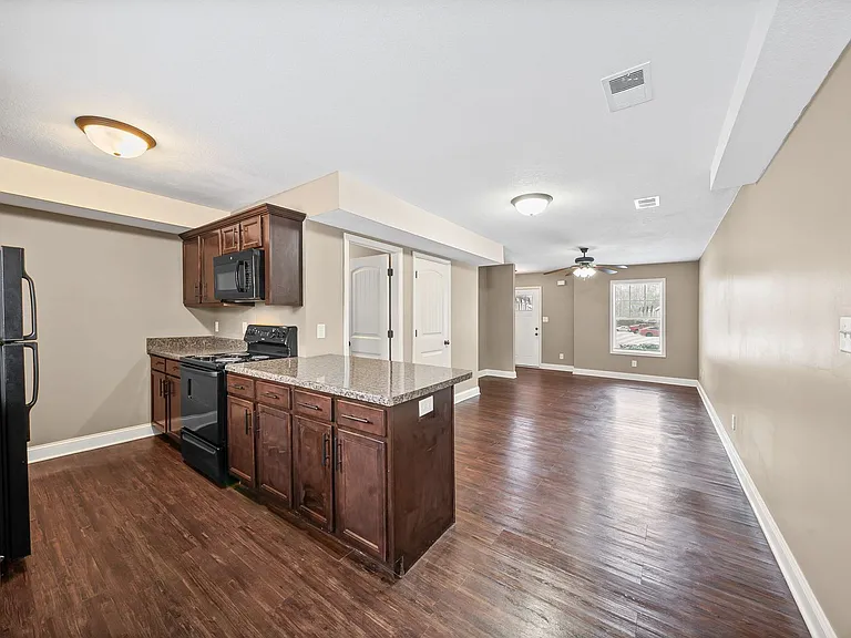 1761 Spring Water Dr #C — Photo 8