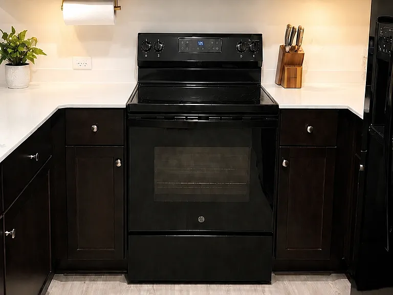 120 Greystone Ct — Photo 12