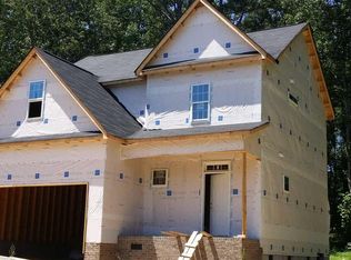 268 Hunter Ln, Zebulon, NC 27597